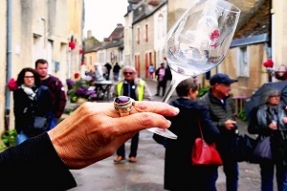 Des Kir'ielles de nuages n'ont pas gâché la fête en hommage au bon Chanoine Kir !